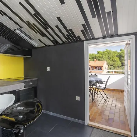 Piljan Apartmán Pula