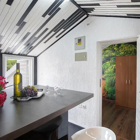 Apartment Piljan *